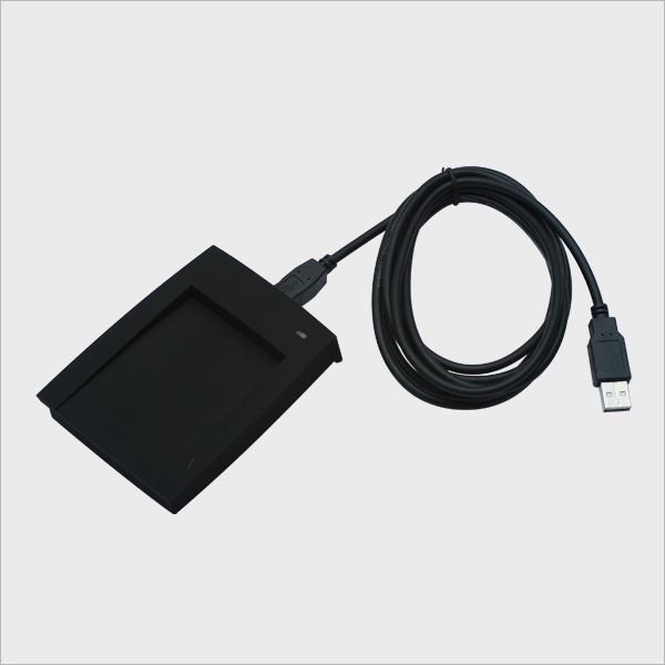 Ứng dụng đầu đọc RFID công nghiệp trong dây chuyền sản xuất thông minh